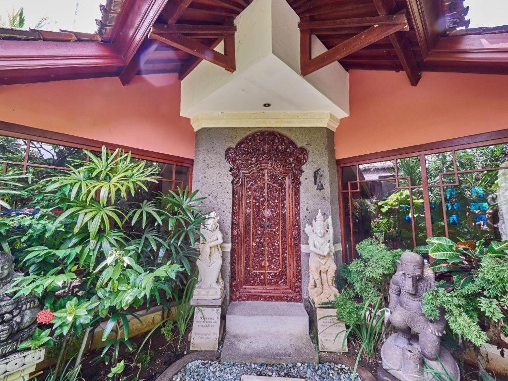 Al-Isha Dharamshala Hotel Kuta  Exterior photo